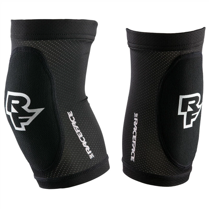 Race Face Charge Elbow Stealth M